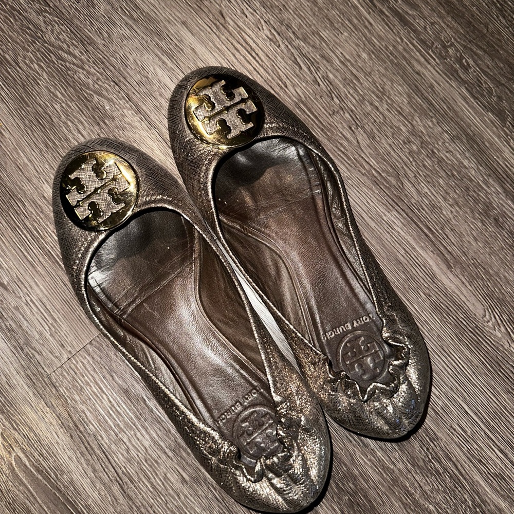 Tory Burch Metallic flats